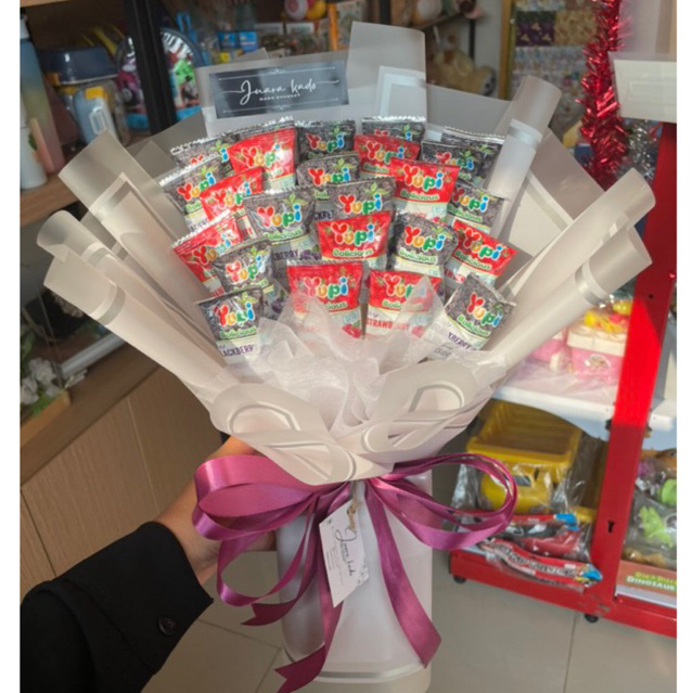 

buket snack wisuda kado ulangtahun buket yupi