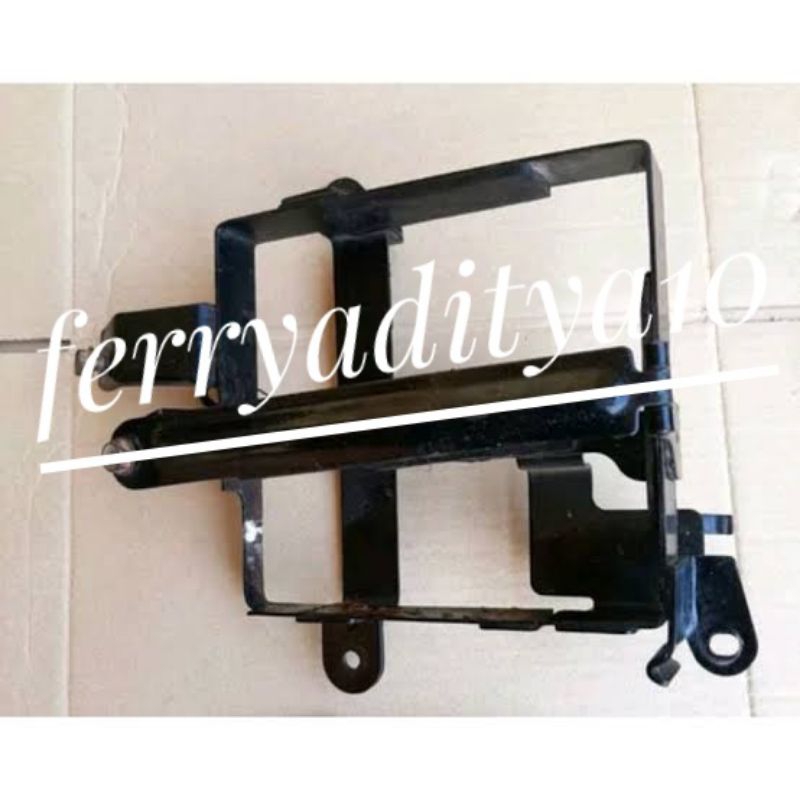 breaket dudukan aki tiger lama tiger revo original