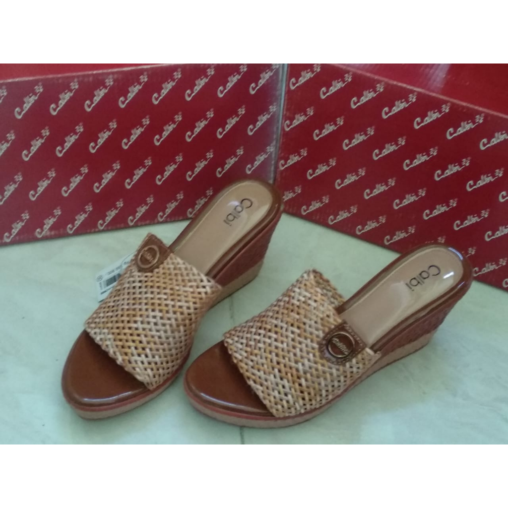 Wedges selop Rajut elegan Jaring jaring CALBI WSBE 197