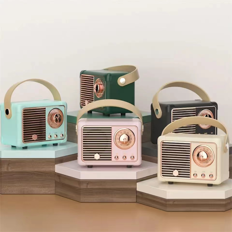 HM11 Retro Bluetooth Speaker Klasik Pemutar Musik Speaker Vintage Mini Lucu Retro Bluetooth Speaker 