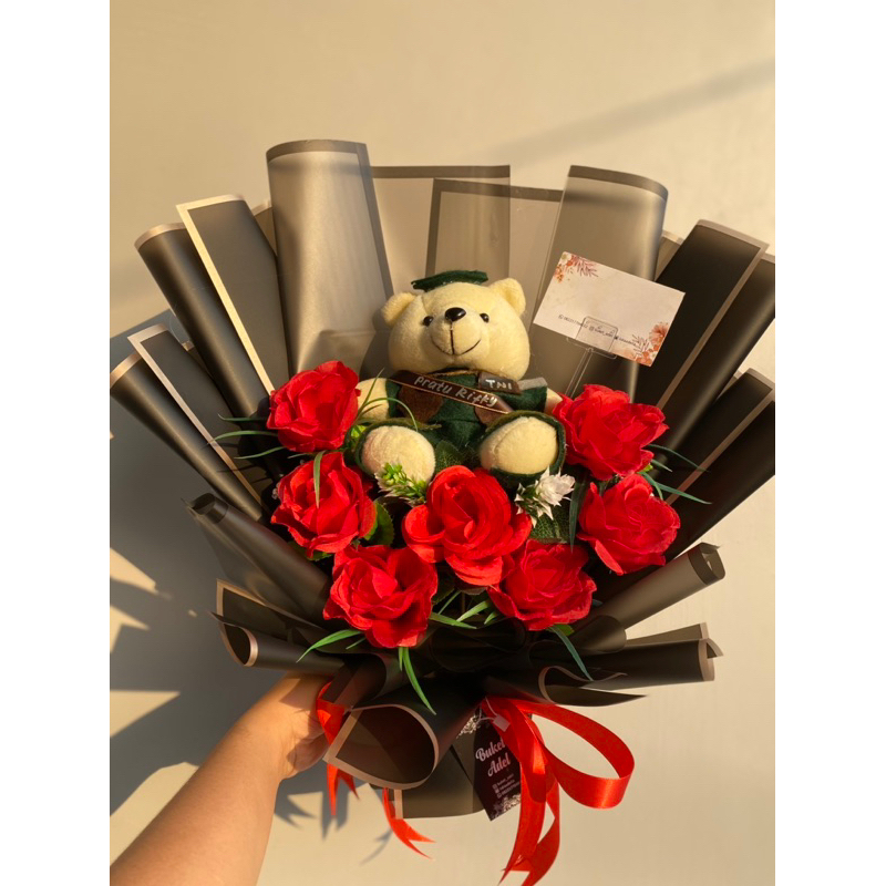 buket bunga buket boneka profesi TNI, tentara, polisi, perawat, dll artificial bouquet bucket bungab