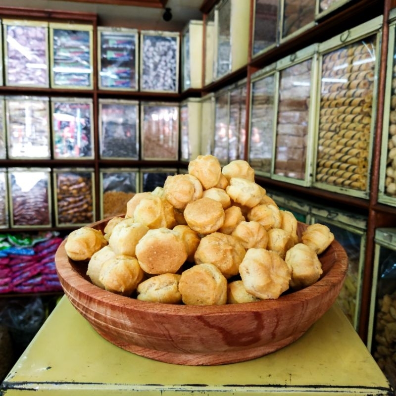 

KUE SUS TOESTON / KUE SUS KEJU SPESIAL