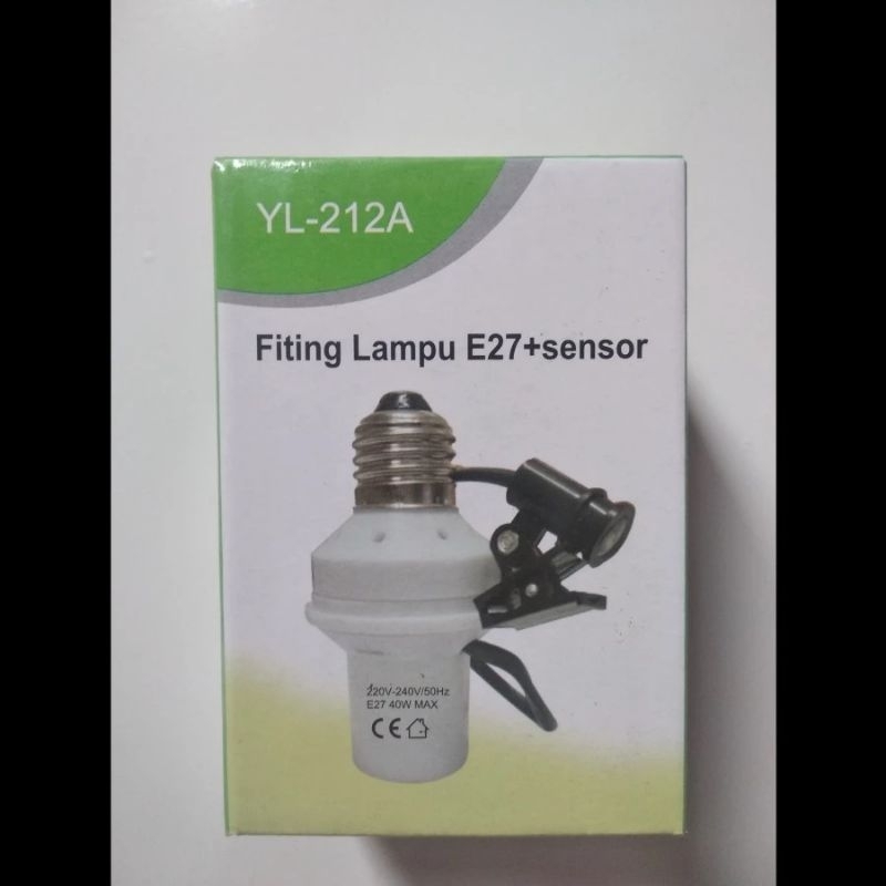 FITTING LAMPU E27 + SENSOR CAHAYA / FITTING SENSOR / FITTING LAMPU