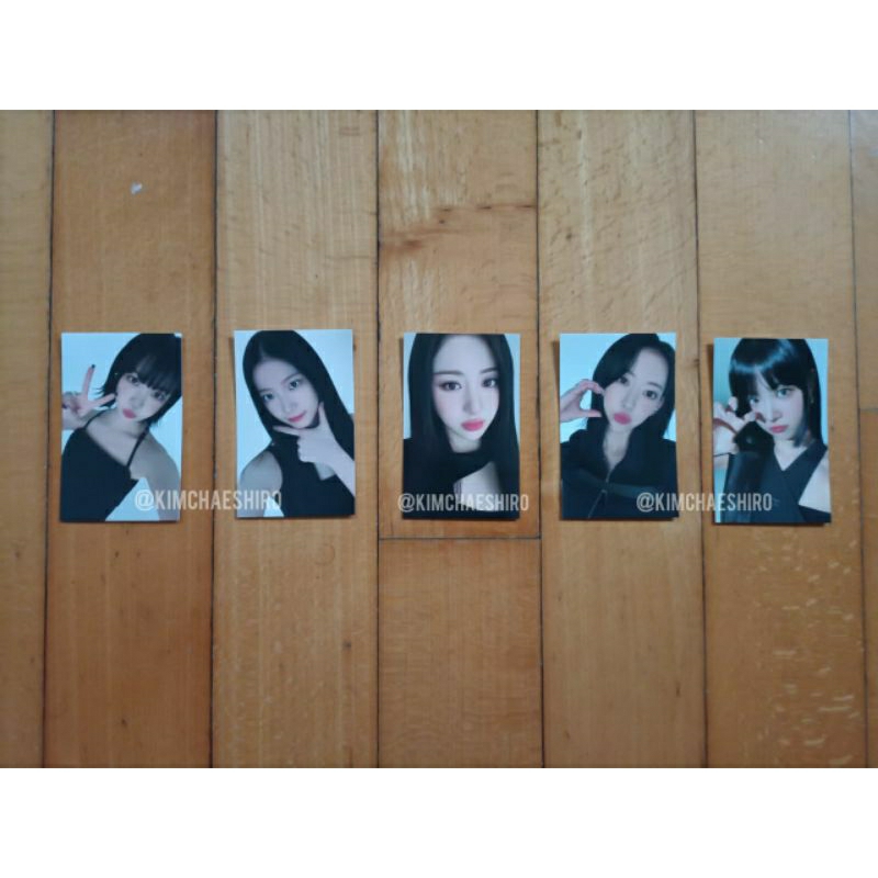 Le Sserafim's 2023 Tour Flame Rises Jersey S/S T-Shirt White (L)-Jersey Unit Zip-Up Hoodie Individua