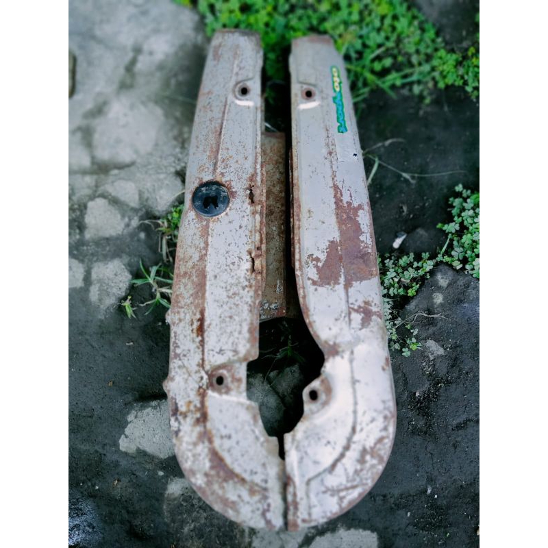 tutup rantai Honda gl 100 atau tutup rantai gl 100 atau katengkas Honda gl 100 atau katengkas gl 100