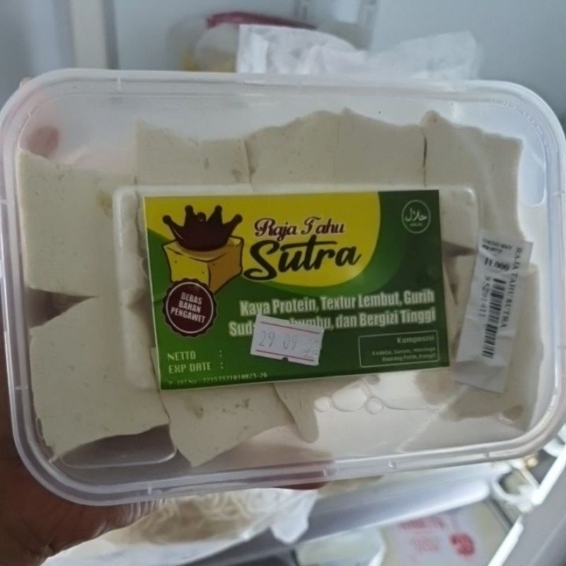 

Raja tahu sutra putih