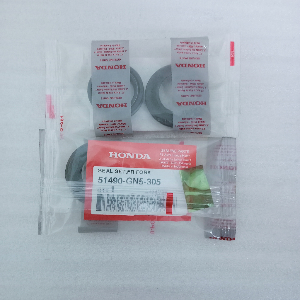 SEAL SHOCK DEPAN HONDA GRAND, KHARISMA DAN TIGER + SEAL ABU ORIGINAL AHM