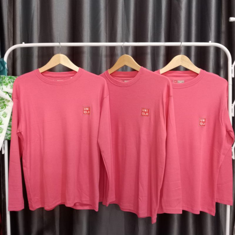 Kaos lengan panjang UNIQLO wanita