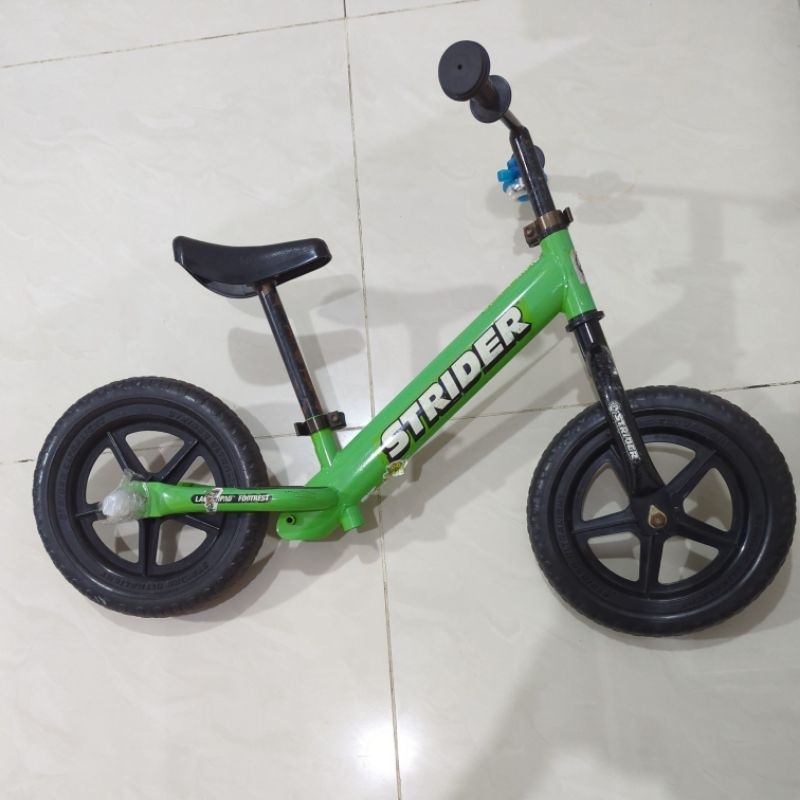 preloved balance bike push bike STRIDER asli bekas