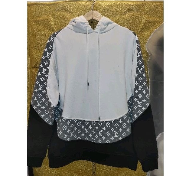 LuoisVuittonMonogram