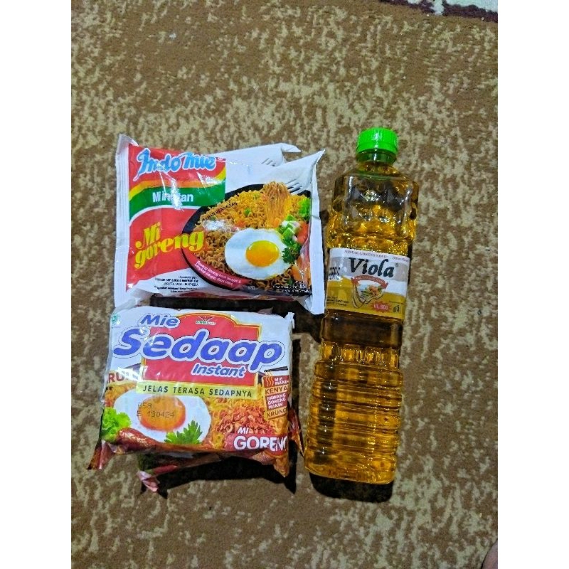 

Paket Minyak + Mie Instan