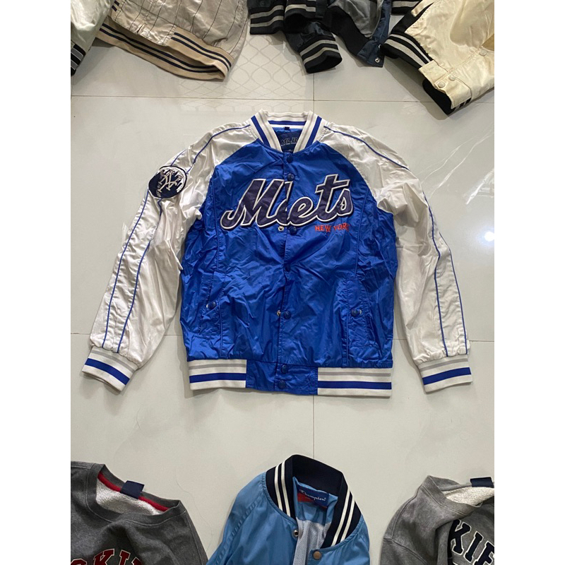 Varsity Mets New York