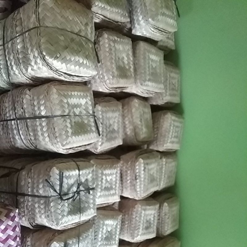 

[ Halodul ] BESEK BAMBU 13x13 18x18 20x20 22x22 25x25 27x27 BESEK CATERING DAGING HAMPERS