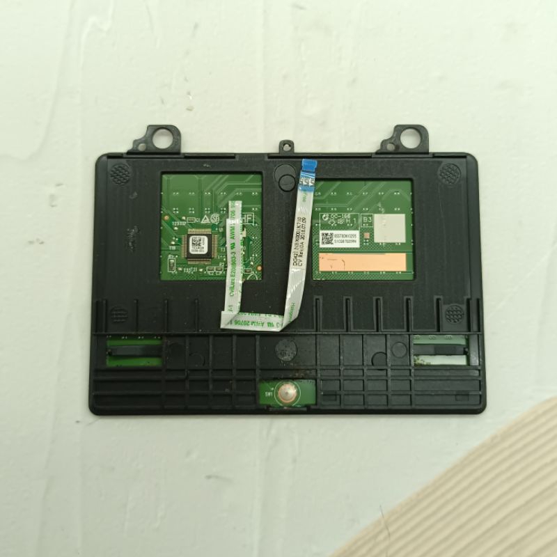 touchpad mousepad trackpad Lenovo Ideapad ip 330 - 14 AST Original ori