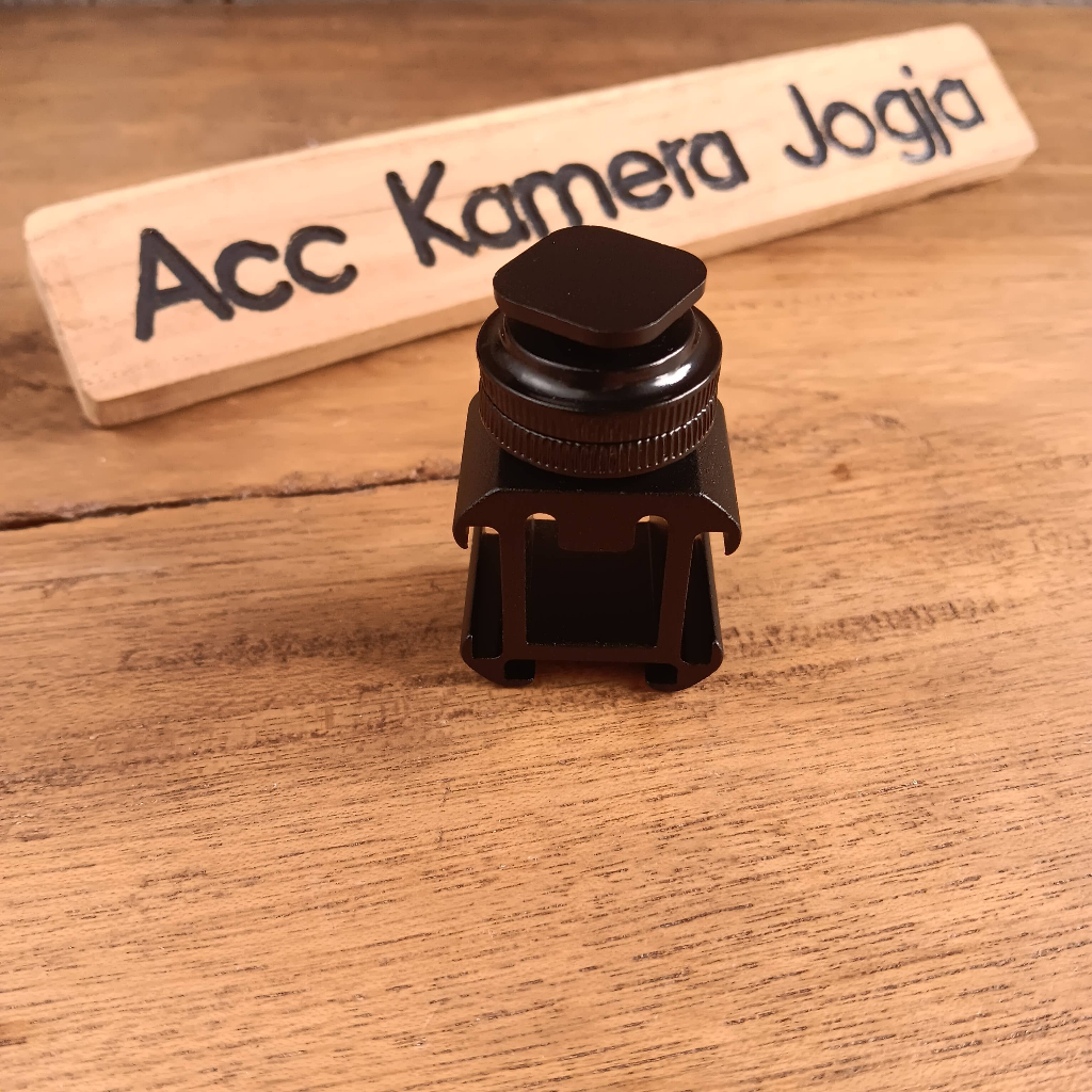 Triple Hot Cold Shoe Mount Adapter