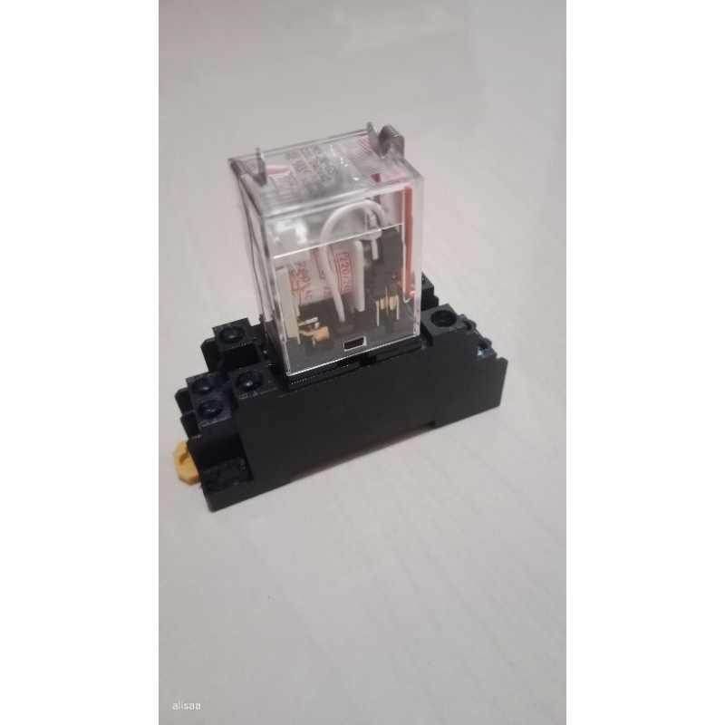 RELAY OMRON MY2N 220V