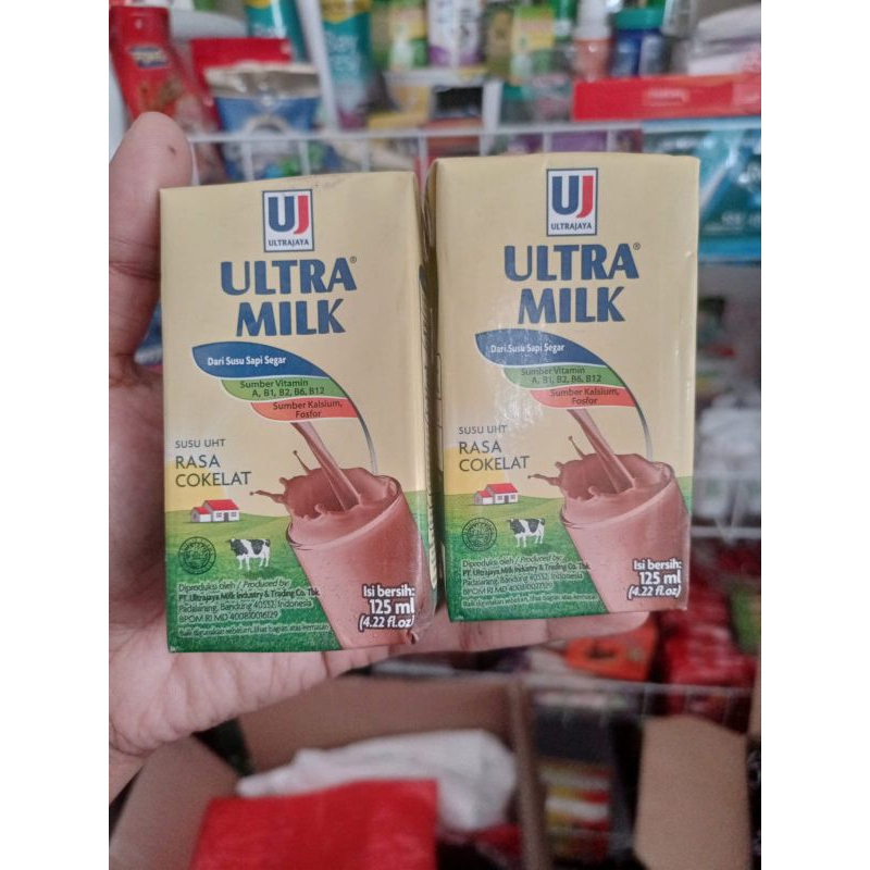

Susu UHT Ultra 125 ml Coklat Dan Stroberi / Susu Kotak Coklat