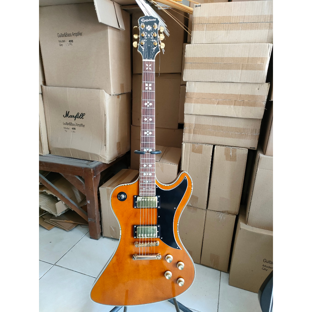 Gitar elektrik Epiphone Explorer RD Artisan Lee Malia BMTH