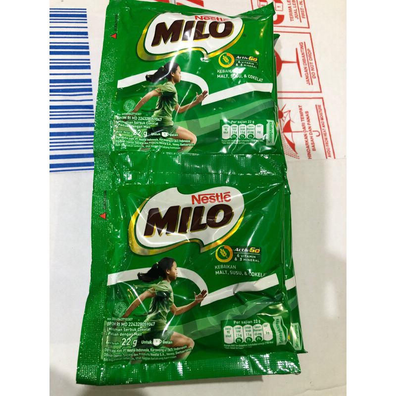 

MILO cokelat renteng isi 10 sachet