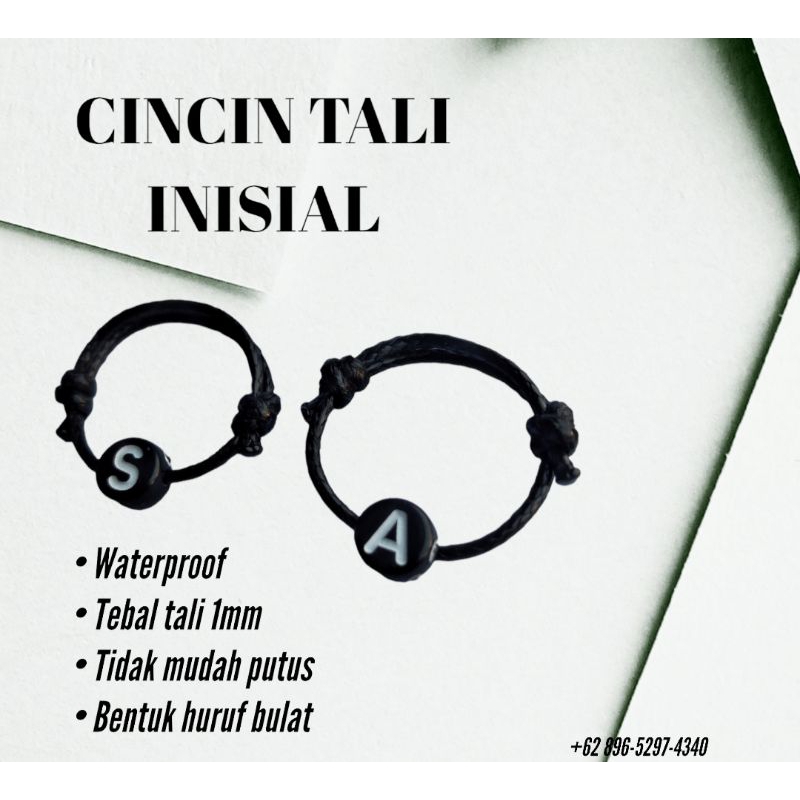 Cincin tali inisial hitam