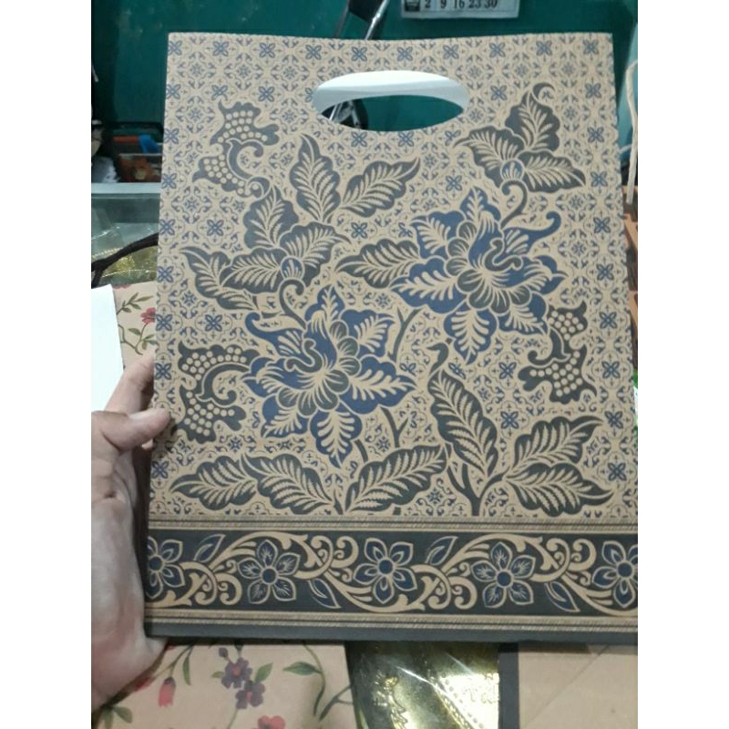 

Paper Bag kertas kraft ukuran kecil 20 x 26 cm