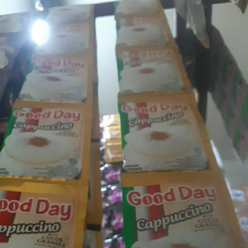 

kopi good day 1renceng isi 10 scahet