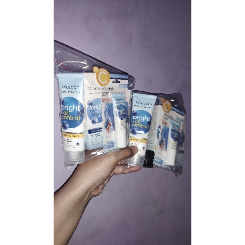 Paket Wardah Perfect Bright oil control Series 4in1