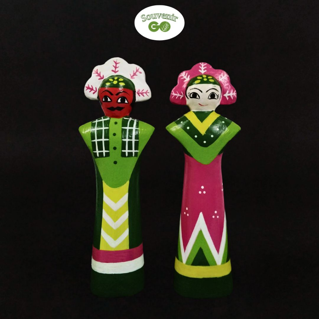 Boneka Kayu Ondel-ondel Keliling Jakarta