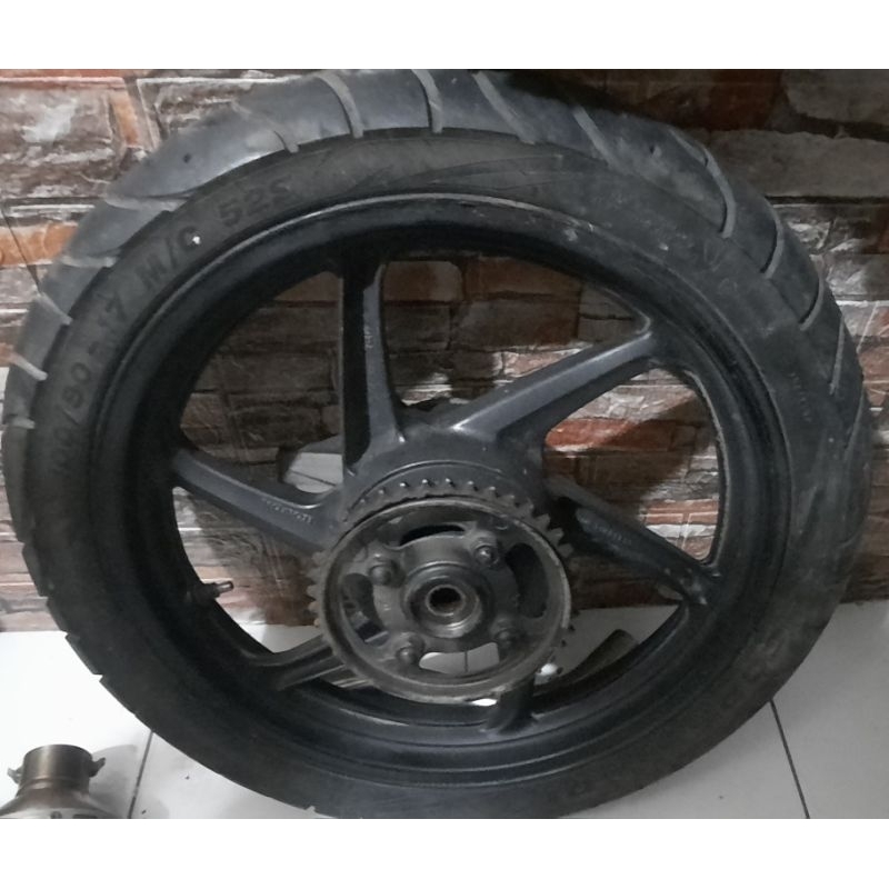 Velg Belakang Verza Original + Ban Corsa Tubless