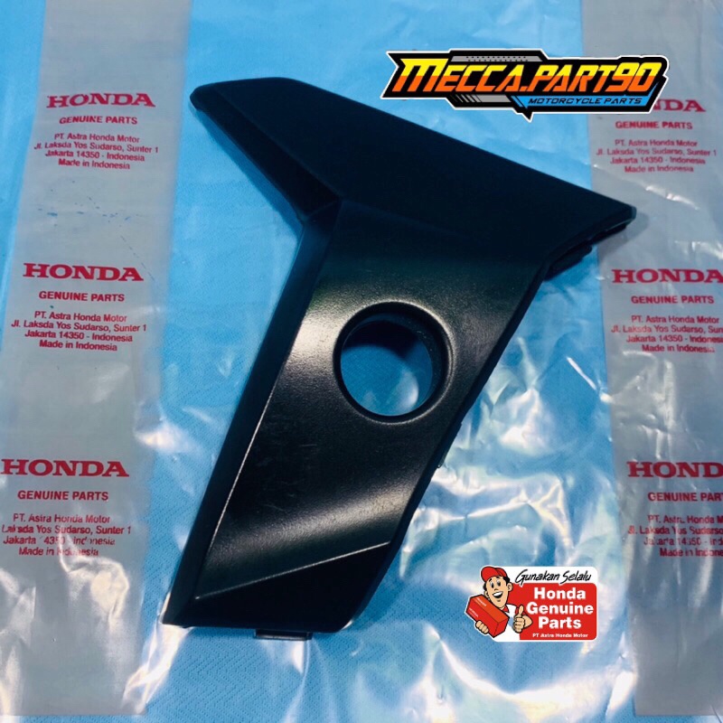 Cover Tutup dudukan footstep STEP KIRI Revo 100 Supra x 125 Batman 50606-KVR-600