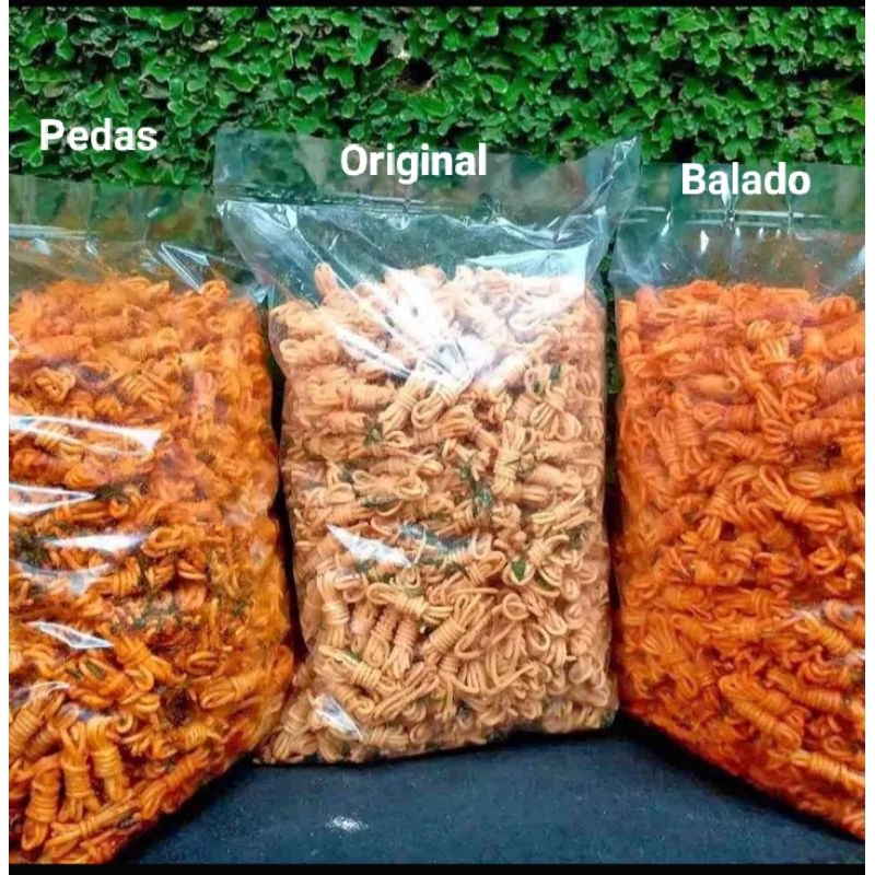 

Mie Gulung Pedas Daun Jeruk Mie Gulung Viral Original Balado isi 1kg 500gram & 250gram