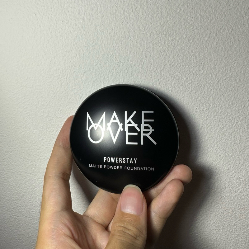MAKE OVER Powerstay Matte Powder Foundation 12 g - Bedak Padat N30 Natural Beige