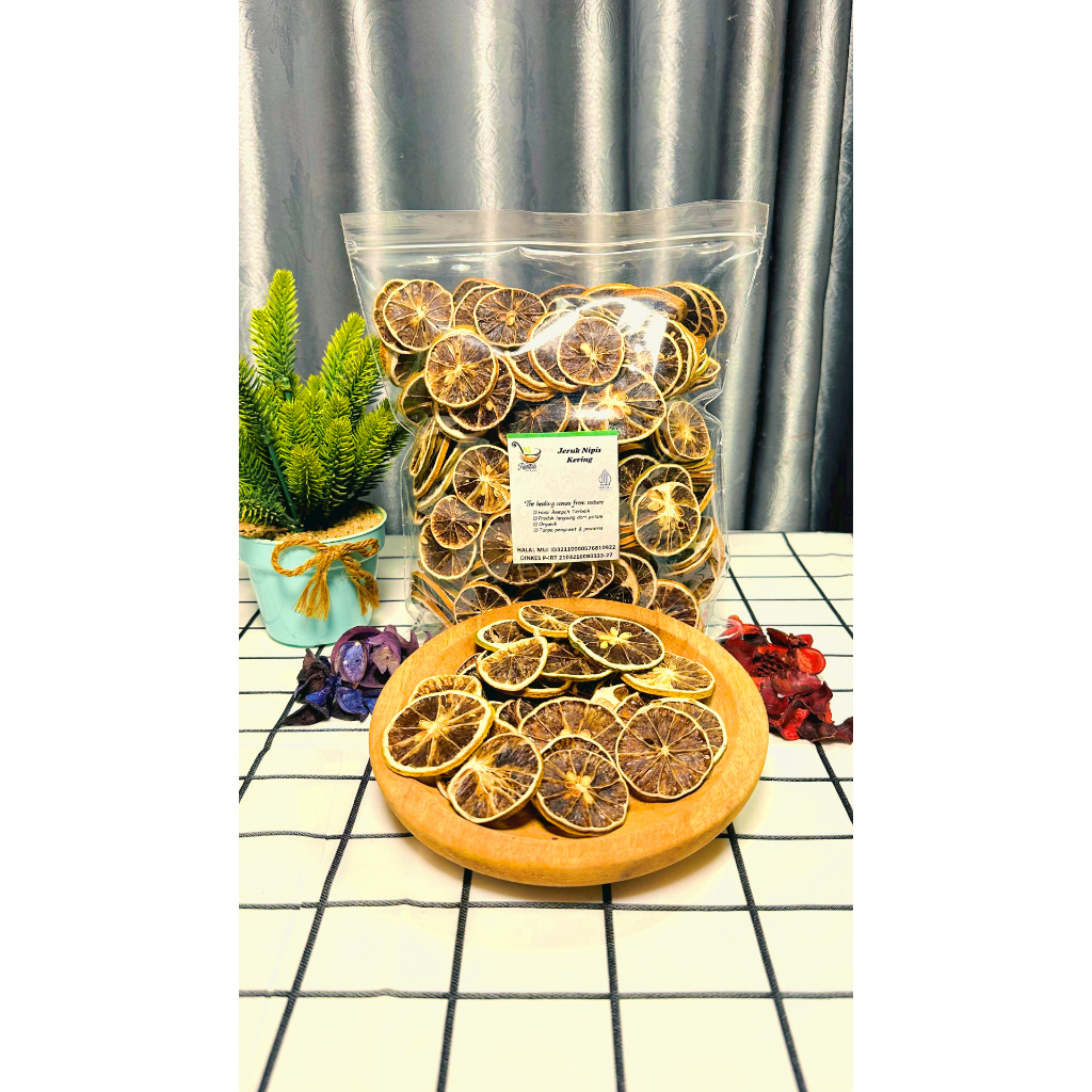 

Jeruk Nipis Kering 500 gram / 100 gram Dried Lime Slice Rempah Bu Risma