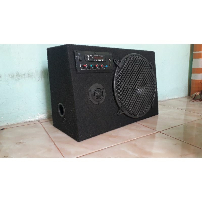 Salon aktif mobil / salon kolong, tegangan 12 volt input , woofer 12 in, socl 506