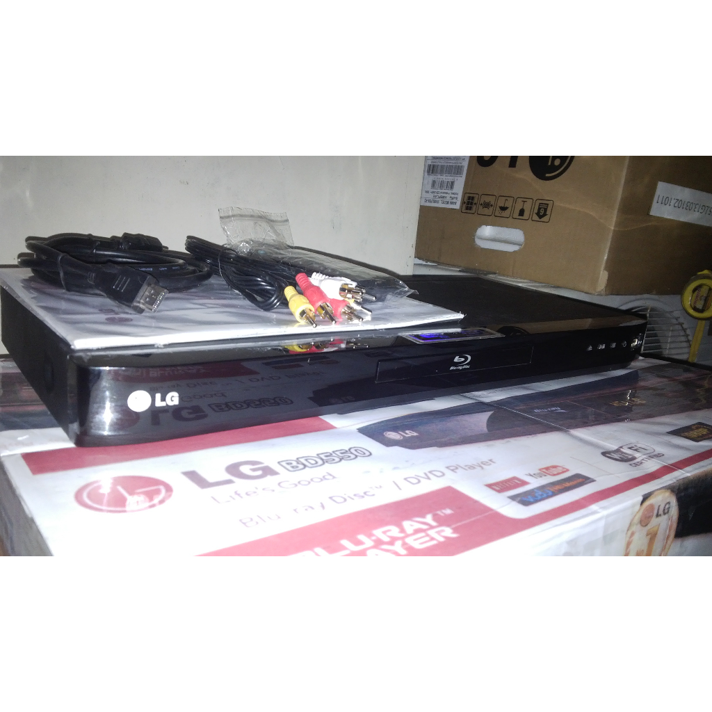 BLURAY DVD PLAYER HDMI FULL HD USB BISA SETEL MP4 DAT DARI FLASHDISK LANGSUNG - EX DISPLAY PAMERAN  