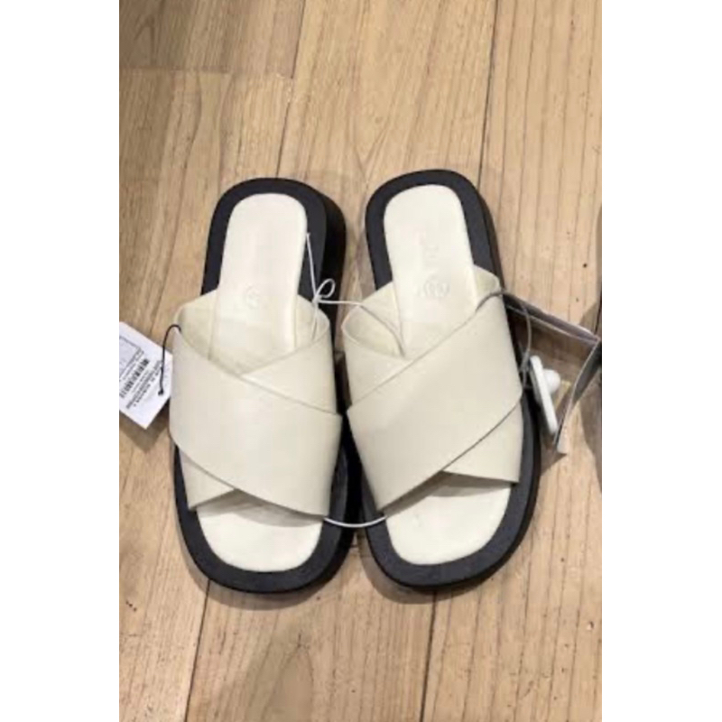 [preloved] sandal rubi sadie crossover (sold)