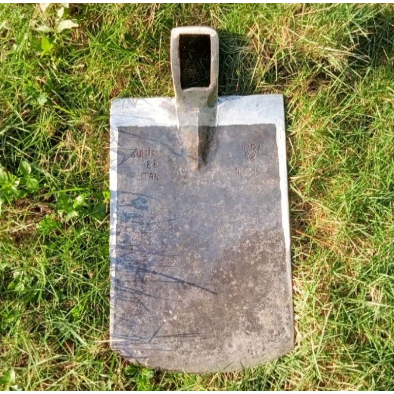 Pacul Kebun Original Produk Blitar Cangkul Kebun Tempahan Tua Tajam Kuat