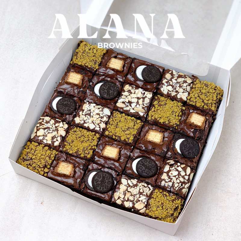 

Brownies Custom Topping | Fudgy Brownies Panggang | Alana Brownies