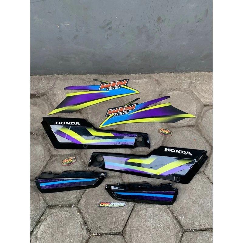 COVER BODY BODY WIN 100 FULL SET DEPAN BELAKANG SET STRIPING WIN MUDA