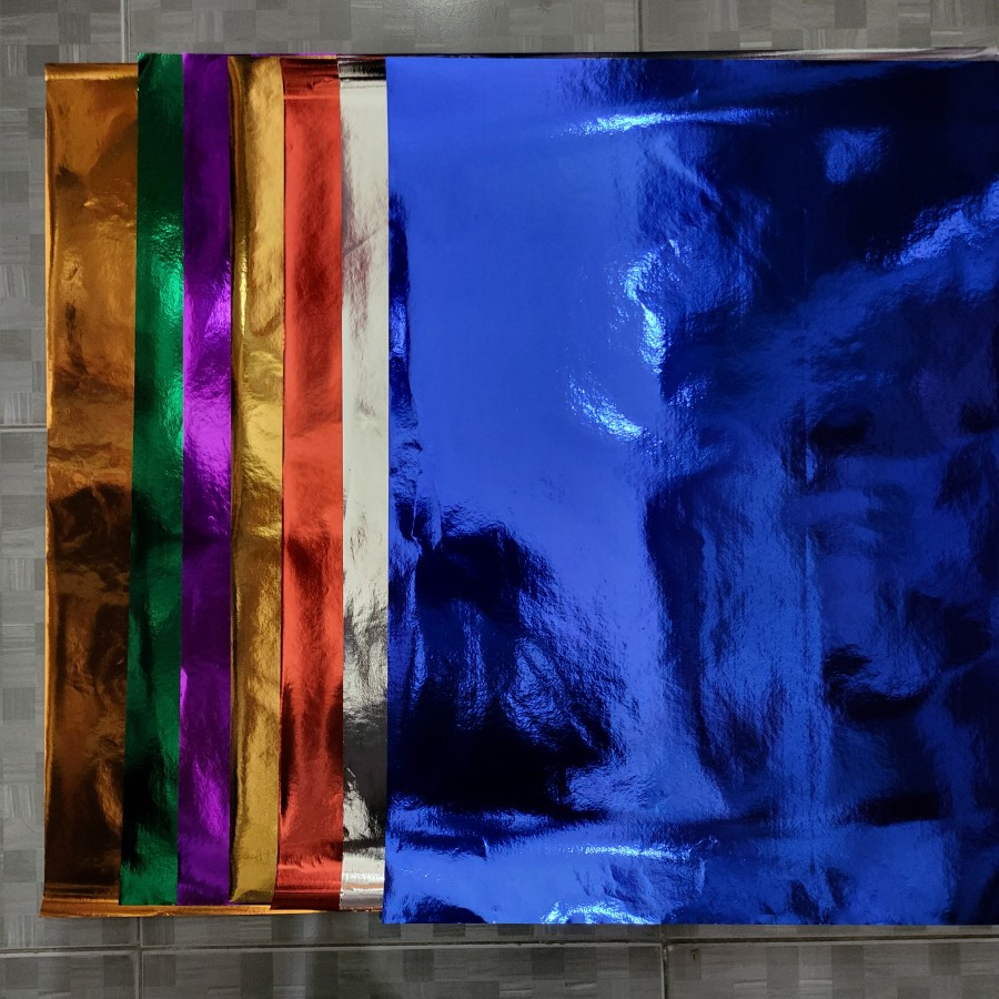 

KERTAS TIMAH / MANILA KILAT METALIK 64 X 50 CM