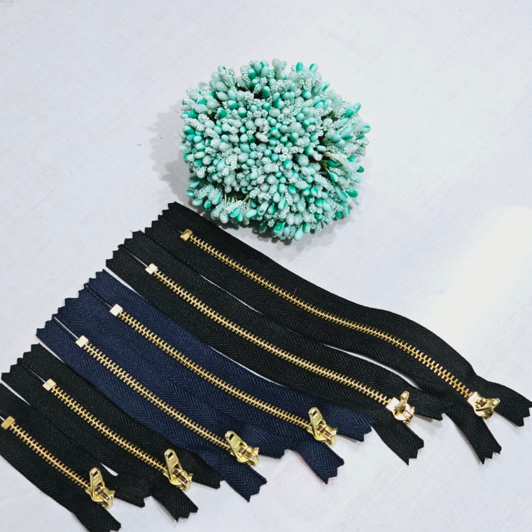 Resleting Celana Jeans YKK