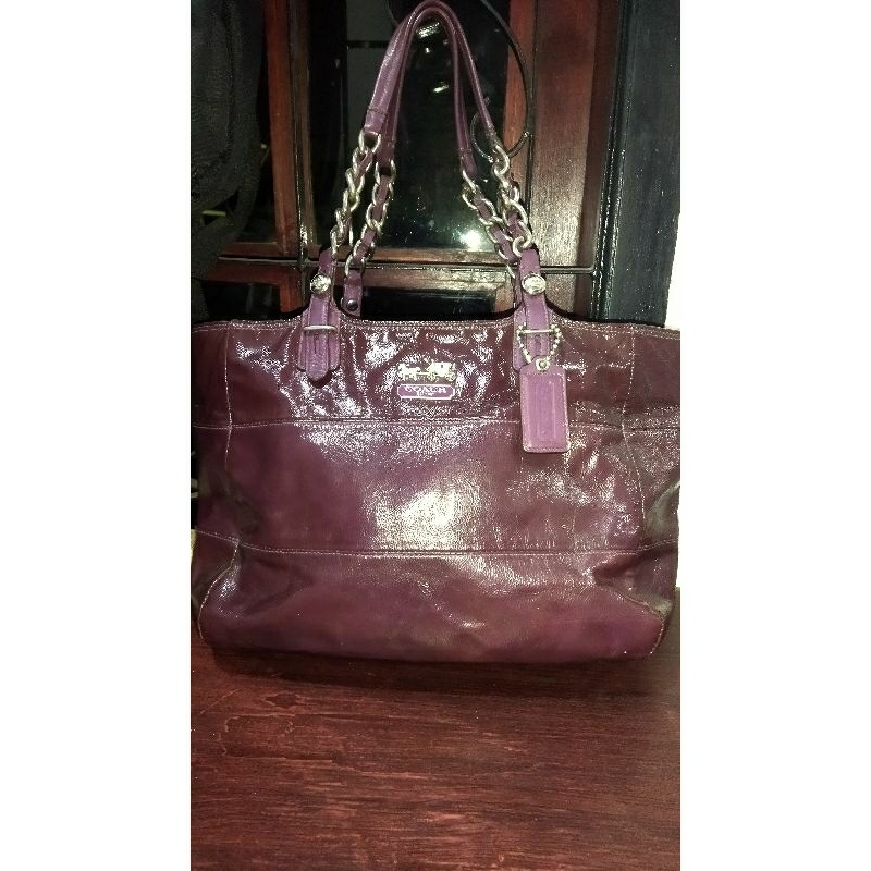 Tas pathern leather ungu brand coach