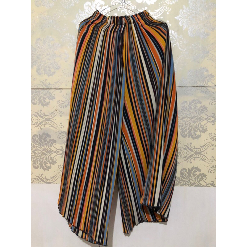 Celana Kulot Bershka