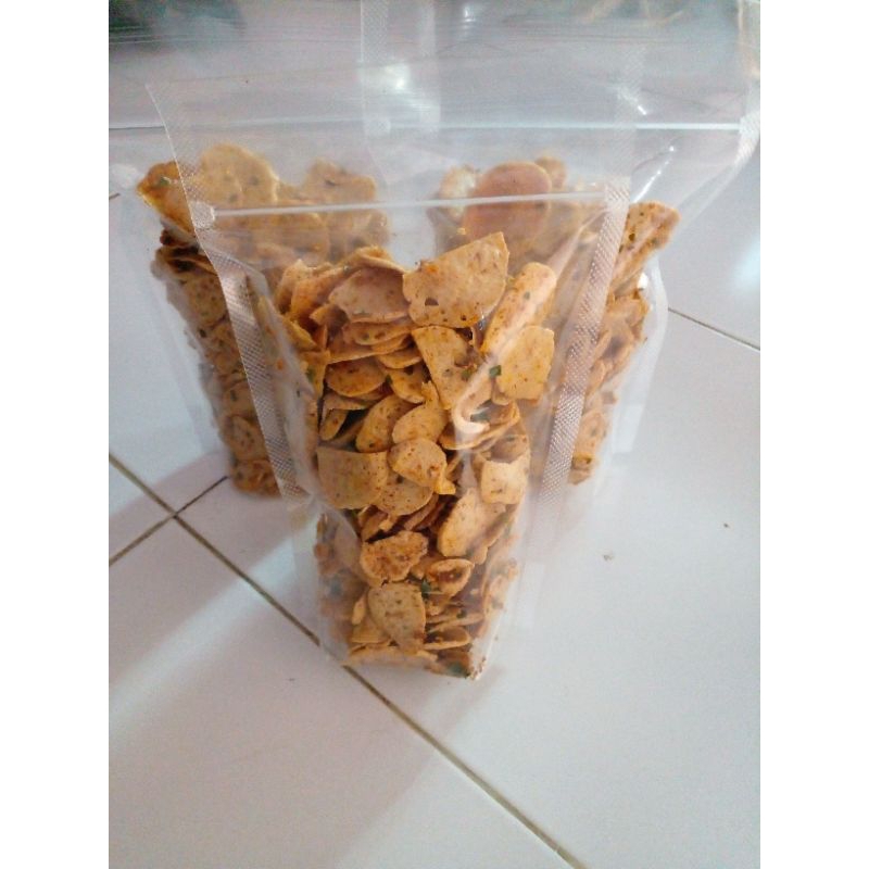

basreng kriuk pedas 200gr