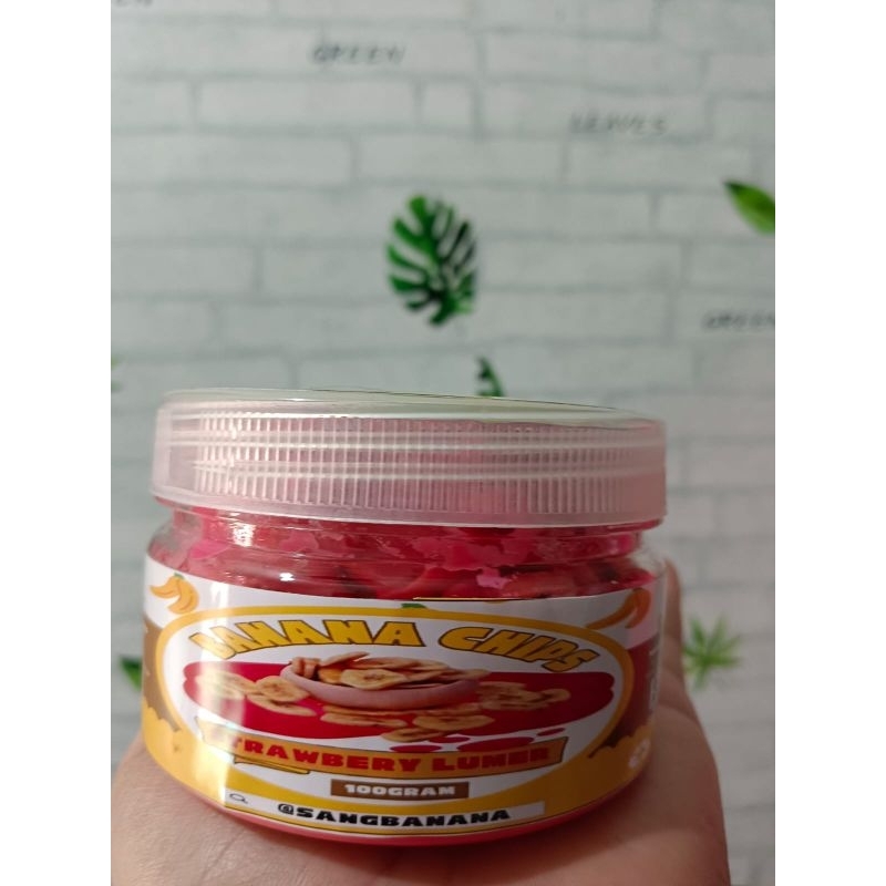 

kripik pisang coklat lumer rasa strawbery toples 100gram