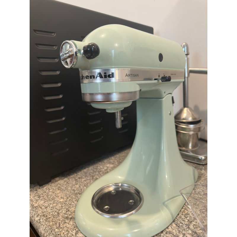 Garansi hingga 2025 Stand Mixer Kitchenaid artisan 4.8L Pistachio second bekas seken 5KSM150PSEPT