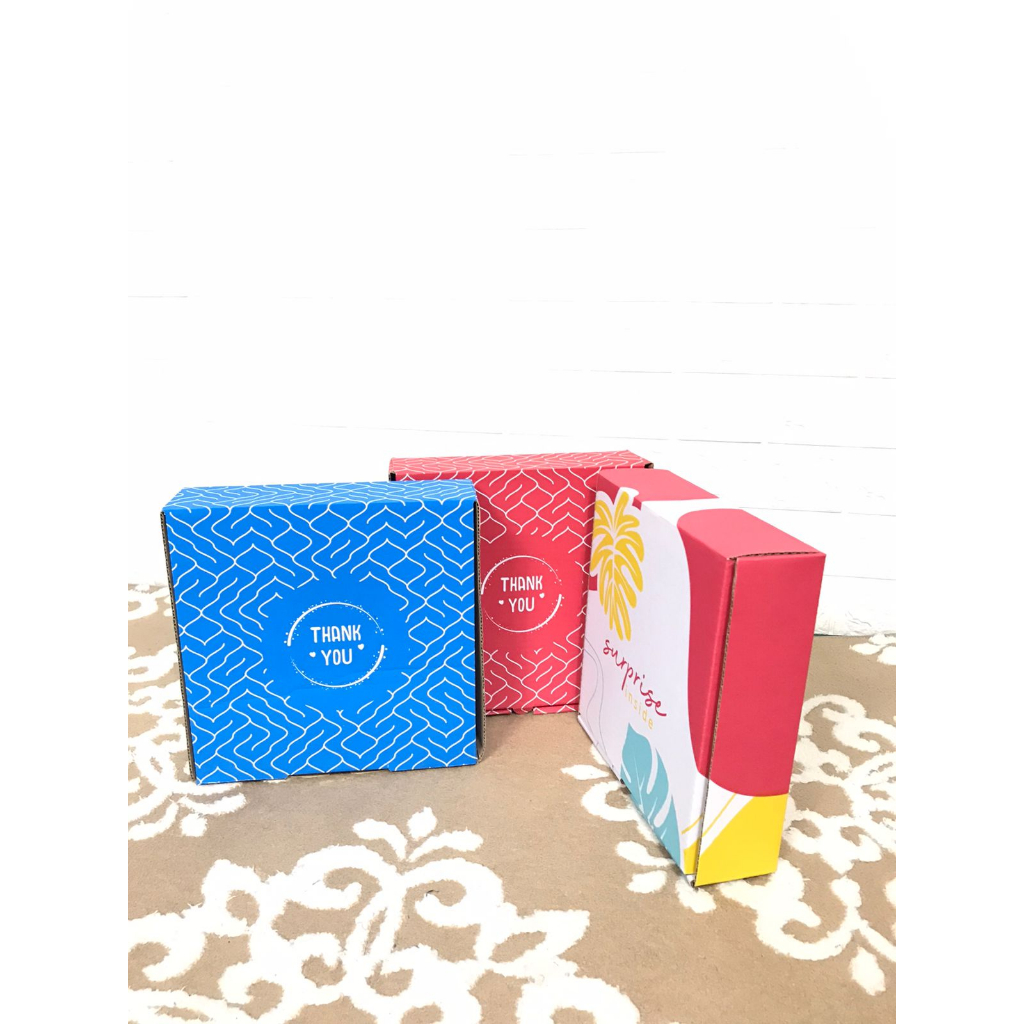 

Box Hampers Cantik