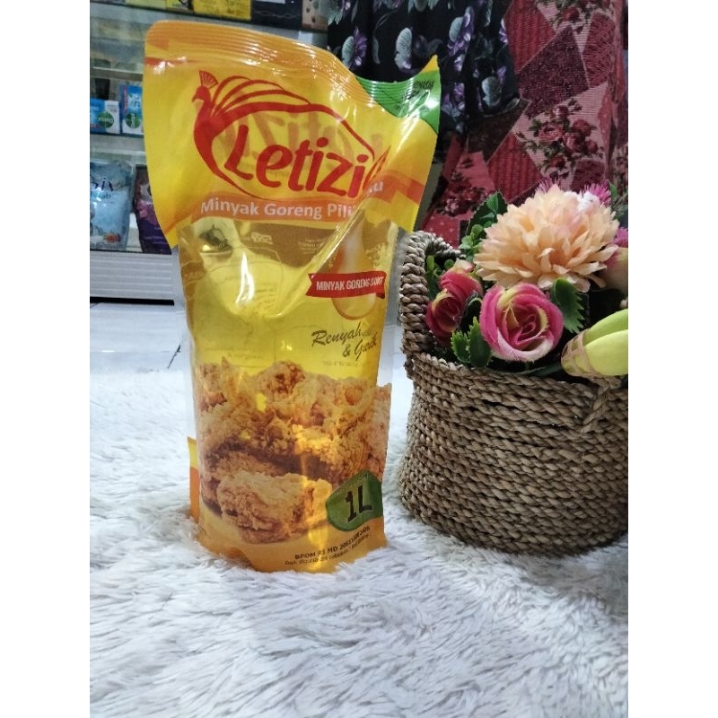 

Promo Letizia Minyak Goreng Pilihanku/ kemasan isi 1 L/lebih Renyah & gurih