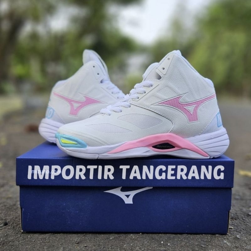 SEPATU MIZUNO PUTIH PING SEPATU VOLI PUTIH PINK WANITA SEPATU OLAHRAGA VOLY CEWEK