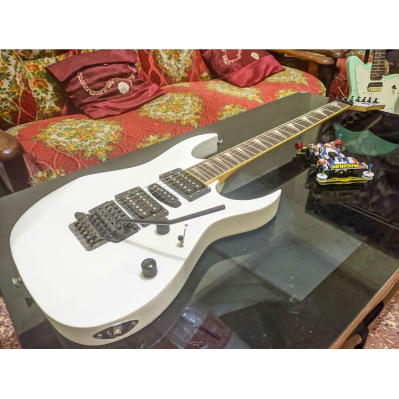 Gitar elektrik Ibanez rg series